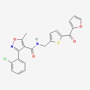 molecular formula C21H15ClN2O4S B2676070 3-(2-chlorophenyl)-N-((5-(furan-2-carbonyl)thiophen-2-yl)methyl)-5-methylisoxazole-4-carboxamide CAS No. 1797269-04-5