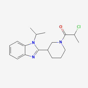 molecular formula C18H24ClN3O B2676352 2-Chloro-1-[3-(1-propan-2-ylbenzimidazol-2-yl)piperidin-1-yl]propan-1-one CAS No. 2411289-18-2