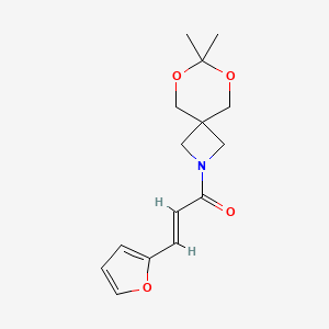 molecular formula C15H19NO4 B2676727 (E)-1-(7,7-dimethyl-6,8-dioxa-2-azaspiro[3.5]nonan-2-yl)-3-(furan-2-yl)prop-2-en-1-one CAS No. 1396893-33-6