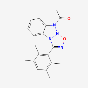 molecular formula C19H20N4O2 B2677094 1-[1-(2,3,5,6-Tetramethylphenyl)-[1,2,3,5]oxatriazolo[3,2-a]benzotriazol-5-yl]ethanone CAS No. 391218-35-2