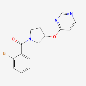 molecular formula C15H14BrN3O2 B2677472 (2-Bromophenyl)(3-(pyrimidin-4-yloxy)pyrrolidin-1-yl)methanone CAS No. 2034327-90-5