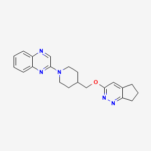 B2677670 2-[4-(6,7-Dihydro-5H-cyclopenta[c]pyridazin-3-yloxymethyl)piperidin-1-yl]quinoxaline CAS No. 2310121-71-0