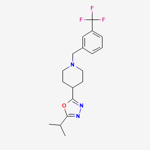 molecular formula C18H22F3N3O B2678873 2-Isopropyl-5-(1-(3-(trifluoromethyl)benzyl)piperidin-4-yl)-1,3,4-oxadiazole CAS No. 1251708-34-5