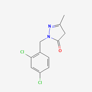B2679368 1-[(2,4-dichlorophenyl)methyl]-3-methyl-4,5-dihydro-1H-pyrazol-5-one CAS No. 568557-48-2