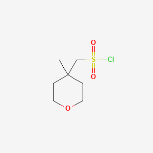 molecular formula C7H13ClO3S B2680074 (4-Methyloxan-4-yl)methanesulfonyl chloride CAS No. 1784976-29-9