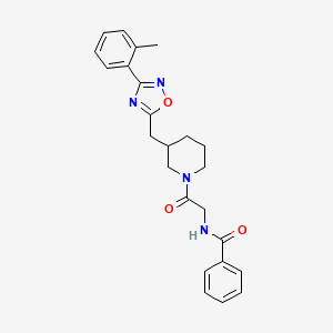 molecular formula C24H26N4O3 B2680468 N-(2-oxo-2-(3-((3-(o-tolyl)-1,2,4-oxadiazol-5-yl)methyl)piperidin-1-yl)ethyl)benzamide CAS No. 1706306-90-2