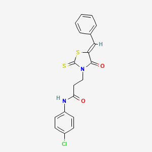 molecular formula C19H15ClN2O2S2 B2680689 (Z)-3-(5-benzylidene-4-oxo-2-thioxothiazolidin-3-yl)-N-(4-chlorophenyl)propanamide CAS No. 303055-91-6
