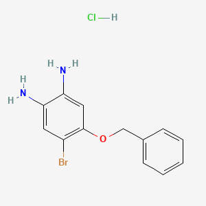 molecular formula C13H14BrClN2O B2681273 4-(Benzyloxy)-5-bromobenzene-1,2-diamine hydrochloride CAS No. 1951439-28-3