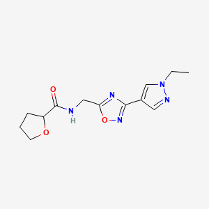 molecular formula C13H17N5O3 B2682023 N-((3-(1-乙基-1H-吡唑-4-基)-1,2,4-噁二唑-5-基)甲基)四氢呋喃-2-羧酰胺 CAS No. 2034534-97-7