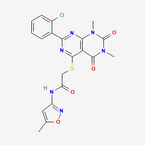 molecular formula C20H17ClN6O4S B2683028 2-[[7-(2-氯苯基)-1,3-二甲基-2,4-二氧-5-嘧啶并[4,5-d]嘧啶-5-基硫)-N-(5-甲基-3-异噁唑基)乙酰胺 CAS No. 893906-98-4