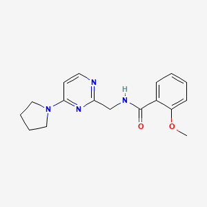 molecular formula C17H20N4O2 B2683484 2-methoxy-N-((4-(pyrrolidin-1-yl)pyrimidin-2-yl)methyl)benzamide CAS No. 1797328-39-2
