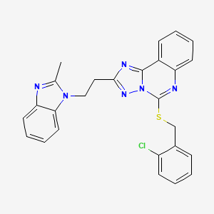 molecular formula C26H21ClN6S B2683594 5-[(2-Chlorophenyl)methylsulfanyl]-2-[2-(2-methylbenzimidazol-1-yl)ethyl]-[1,2,4]triazolo[1,5-c]quinazoline CAS No. 896698-70-7