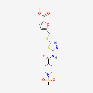 molecular formula C16H20N4O6S3 B2683974 甲基-5-(((5-(1-(甲磺基)哌啶-4-羧酰胺)-1,3,4-噻二唑-2-基)硫)甲基)呋喃-2-羧酸酯 CAS No. 1351590-77-6