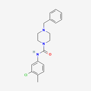 molecular formula C19H22ClN3O B2684195 N-(3-氯-4-甲基苯基)(4-苄基哌嗪基)甲酰胺 CAS No. 853319-21-8