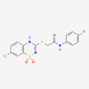 molecular formula C15H11BrClN3O3S2 B2685195 N-(4-bromophenyl)-2-((7-chloro-1,1-dioxido-4H-benzo[e][1,2,4]thiadiazin-3-yl)thio)acetamide CAS No. 899944-47-9