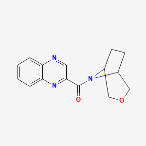 molecular formula C15H15N3O2 B2685339 (1R,5S)-3-氧代-8-氮代双环[3.2.1]辛-8-基(喹喔啉-2-基)甲酮 CAS No. 1396765-14-2