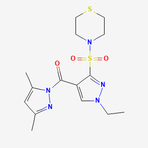 molecular formula C15H21N5O3S2 B2685367 4-({4-[(3,5-二甲基-1H-吡唑-1-基)甲酰]-1-乙基-1H-吡唑-3-基}磺酰)硫代吗啉 CAS No. 1986427-35-3