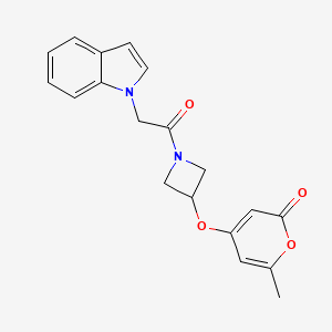 molecular formula C19H18N2O4 B2685683 4-((1-(2-(1H-吲哚-1-基)乙酰)氮杂环丁烷-3-基)氧基)-6-甲基-2H-吡喃-2-酮 CAS No. 1795300-76-3