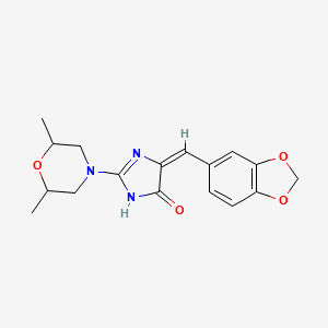 molecular formula C17H19N3O4 B2685892 5-(1,3-苯并二氧杂环戊二烯-5-基甲亚)-2-(2,6-二甲基吗啉基)-3,5-二氢-4H-咪唑-4-酮 CAS No. 866142-91-8