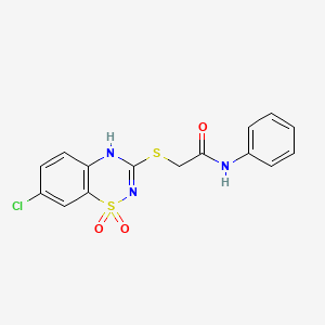 B2686409 2-((7-chloro-1,1-dioxido-4H-benzo[e][1,2,4]thiadiazin-3-yl)thio)-N-phenylacetamide CAS No. 899733-97-2