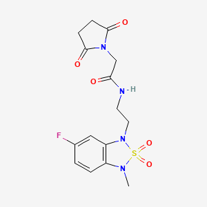 molecular formula C15H17FN4O5S B2686430 2-(2,5-dioxopyrrolidin-1-yl)-N-(2-(6-fluoro-3-methyl-2,2-dioxidobenzo[c][1,2,5]thiadiazol-1(3H)-yl)ethyl)acetamide CAS No. 2034593-55-8