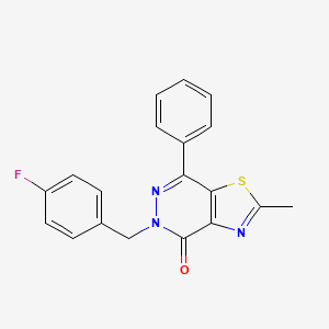 molecular formula C19H14FN3OS B2686536 5-(4-氟苯甲基)-2-甲基-7-苯基噻唑并[4,5-d]吡啶-4(5H)-酮 CAS No. 941948-99-8