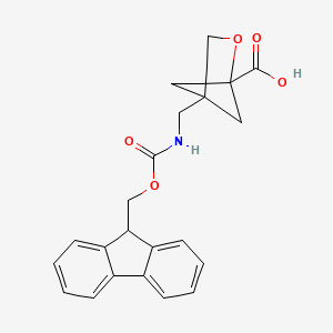 molecular formula C22H21NO5 B2687316 4-[(9H-Fluoren-9-ylmethoxycarbonylamino)methyl]-2-oxabicyclo[2.1.1]hexane-1-carboxylic acid CAS No. 2470439-74-6