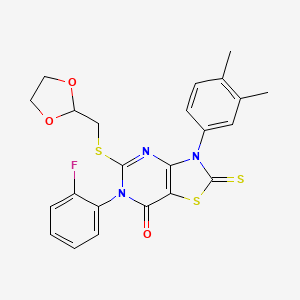 molecular formula C23H20FN3O3S3 B2687569 3-(3,4-Dimethylphenyl)-5-(1,3-dioxolan-2-ylmethylsulfanyl)-6-(2-fluorophenyl)-2-sulfanylidene-[1,3]thiazolo[4,5-d]pyrimidin-7-one CAS No. 422297-73-2