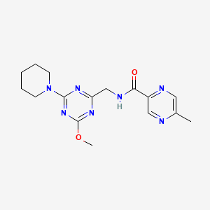 molecular formula C16H21N7O2 B2688227 N-((4-甲氧基-6-(哌啶-1-基)-1,3,5-三嘧啶-2-基)甲基)-5-甲基吡嘧啶-2-甲酰胺 CAS No. 2034352-83-3