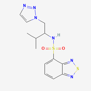 molecular formula C13H16N6O2S2 B2689610 N-(3-甲基-1-(1H-1,2,3-三唑-1-基)丁基)苯并[c][1,2,5]噻二唑-4-磺酰胺 CAS No. 2034335-24-3