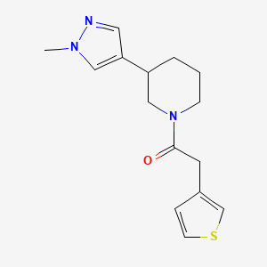 1-(3-(1-methyl-1H-pyrazol-4-yl)piperidin-1-yl)-2-(thiophen-3-yl)ethan-1-one