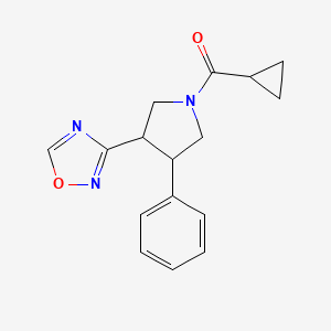 molecular formula C16H17N3O2 B2689656 (3-(1,2,4-Oxadiazol-3-yl)-4-phenylpyrrolidin-1-yl)(cyclopropyl)methanone CAS No. 2034285-84-0
