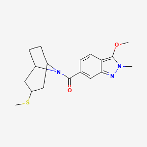molecular formula C18H23N3O2S B2690737 (3-methoxy-2-methyl-2H-indazol-6-yl)((1R,5S)-3-(methylthio)-8-azabicyclo[3.2.1]octan-8-yl)methanone CAS No. 1795490-96-8