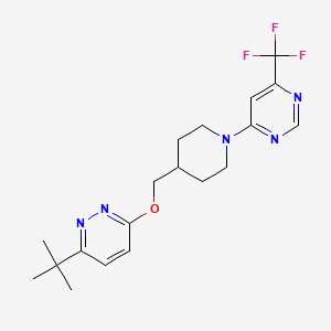 3-Tert-butyl-6-[[1-[6-(trifluoromethyl)pyrimidin-4-yl]piperidin-4-yl]methoxy]pyridazine