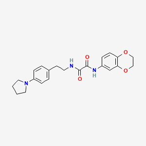 molecular formula C22H25N3O4 B2691775 N1-(2,3-二氢苯并[b][1,4]二氧杂环己烷-6-基)-N2-(4-(吡咯烷-1-基)苯乙基)草酰胺 CAS No. 954012-01-2