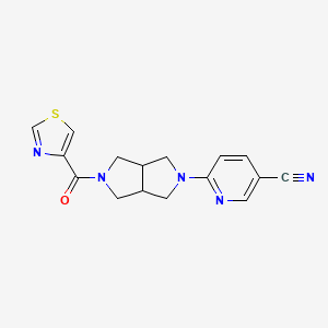 molecular formula C16H15N5OS B2692527 6-[5-(1,3-噻唑-4-甲酰)-1,3,3a,4,6,6a-六氢吡咯并[3,4-c]吡咯-2-基]吡啶-3-甲腈 CAS No. 2415564-09-7