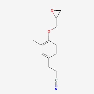 molecular formula C13H15NO2 B2692618 3-[3-Methyl-4-(oxiran-2-ylmethoxy)phenyl]propanenitrile CAS No. 2411266-88-9