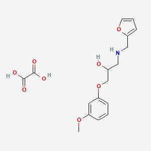 molecular formula C17H21NO8 B2693101 1-((Furan-2-ylmethyl)amino)-3-(3-methoxyphenoxy)propan-2-ol oxalate CAS No. 1185138-68-4