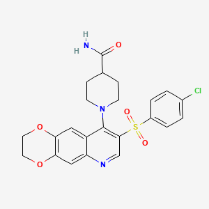 molecular formula C23H22ClN3O5S B2693771 1-[8-(4-chlorobenzenesulfonyl)-2H,3H-[1,4]dioxino[2,3-g]quinolin-9-yl]piperidine-4-carboxamide CAS No. 899759-94-5