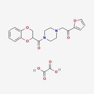 molecular formula C21H22N2O9 B2694306 2-(4-(2,3-Dihydrobenzo[b][1,4]dioxine-2-carbonyl)piperazin-1-yl)-1-(furan-2-yl)ethanone oxalate CAS No. 1351609-80-7
