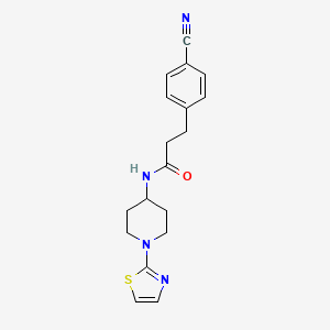 molecular formula C18H20N4OS B2694557 3-(4-氰苯基)-N-(1-(噻唑-2-基)哌啶-4-基)丙酰胺 CAS No. 1448064-26-3