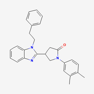 molecular formula C27H27N3O B2695038 1-(3,4-dimethylphenyl)-4-(1-phenethyl-1H-benzo[d]imidazol-2-yl)pyrrolidin-2-one CAS No. 847394-87-0