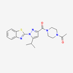 molecular formula C20H23N5O2S B2695354 1-(4-(1-(benzo[d]thiazol-2-yl)-5-isopropyl-1H-pyrazole-3-carbonyl)piperazin-1-yl)ethanone CAS No. 1013805-59-8