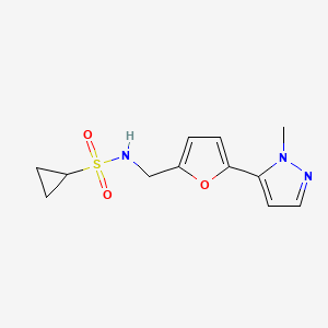 molecular formula C12H15N3O3S B2695572 N-[[5-(2-Methylpyrazol-3-yl)furan-2-yl]methyl]cyclopropanesulfonamide CAS No. 2415632-63-0