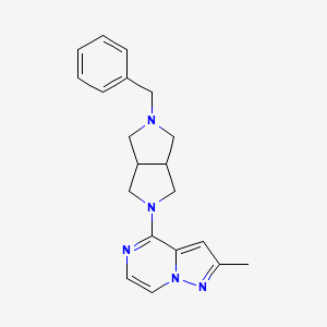 molecular formula C20H23N5 B2696412 4-(2-Benzyl-1,3,3a,4,6,6a-hexahydropyrrolo[3,4-c]pyrrol-5-yl)-2-methylpyrazolo[1,5-a]pyrazine CAS No. 2380086-83-7