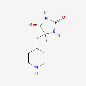 molecular formula C10H17N3O2 B2696961 5-Methyl-5-(piperidin-4-ylmethyl)imidazolidine-2,4-dione CAS No. 2470440-86-7