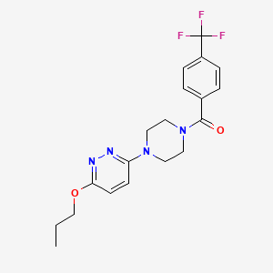 molecular formula C19H21F3N4O2 B2697219 (4-(6-Propoxypyridazin-3-yl)piperazin-1-yl)(4-(trifluoromethyl)phenyl)methanone CAS No. 946235-54-7