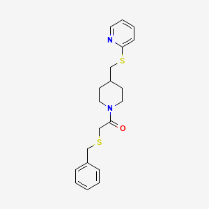 molecular formula C20H24N2OS2 B2697699 2-(苄硫基)-1-(4-((吡啶-2-基硫基)甲基)哌啶-1-基)乙酮 CAS No. 1421482-07-6