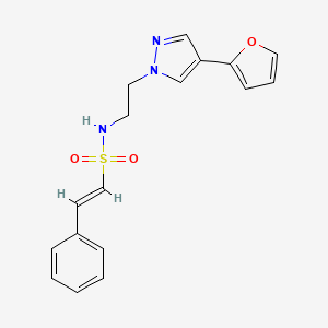 molecular formula C17H17N3O3S B2697861 (E)-N-(2-(4-(furan-2-yl)-1H-pyrazol-1-yl)ethyl)-2-phenylethenesulfonamide CAS No. 2034895-91-3