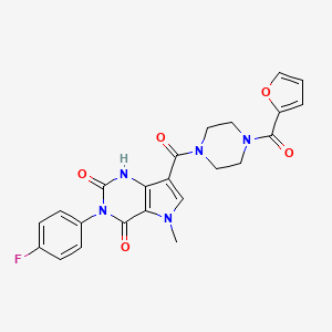molecular formula C23H20FN5O5 B2698710 3-(4-氟苯基)-7-(4-(呋喃-2-甲酰哌嗪-1-甲酰)-5-甲基-1H-吡咯[3,2-d]嘧啶-2,4(3H,5H)-二酮 CAS No. 921534-57-8